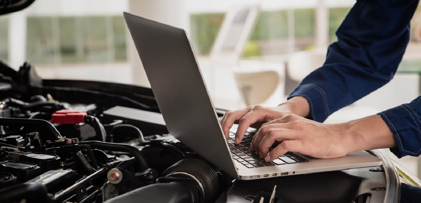 How to Use an Automotive Diagnostic Tool Cover